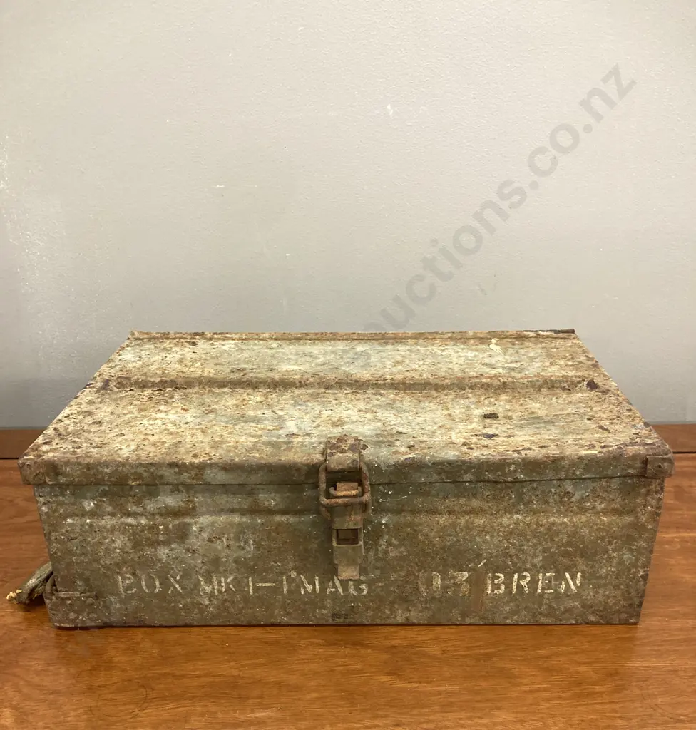 Vintage Mk.1 Bren Gun Magazine Box - Stenciled BOX MK 1-1 MAG-303" BREN Image 1++